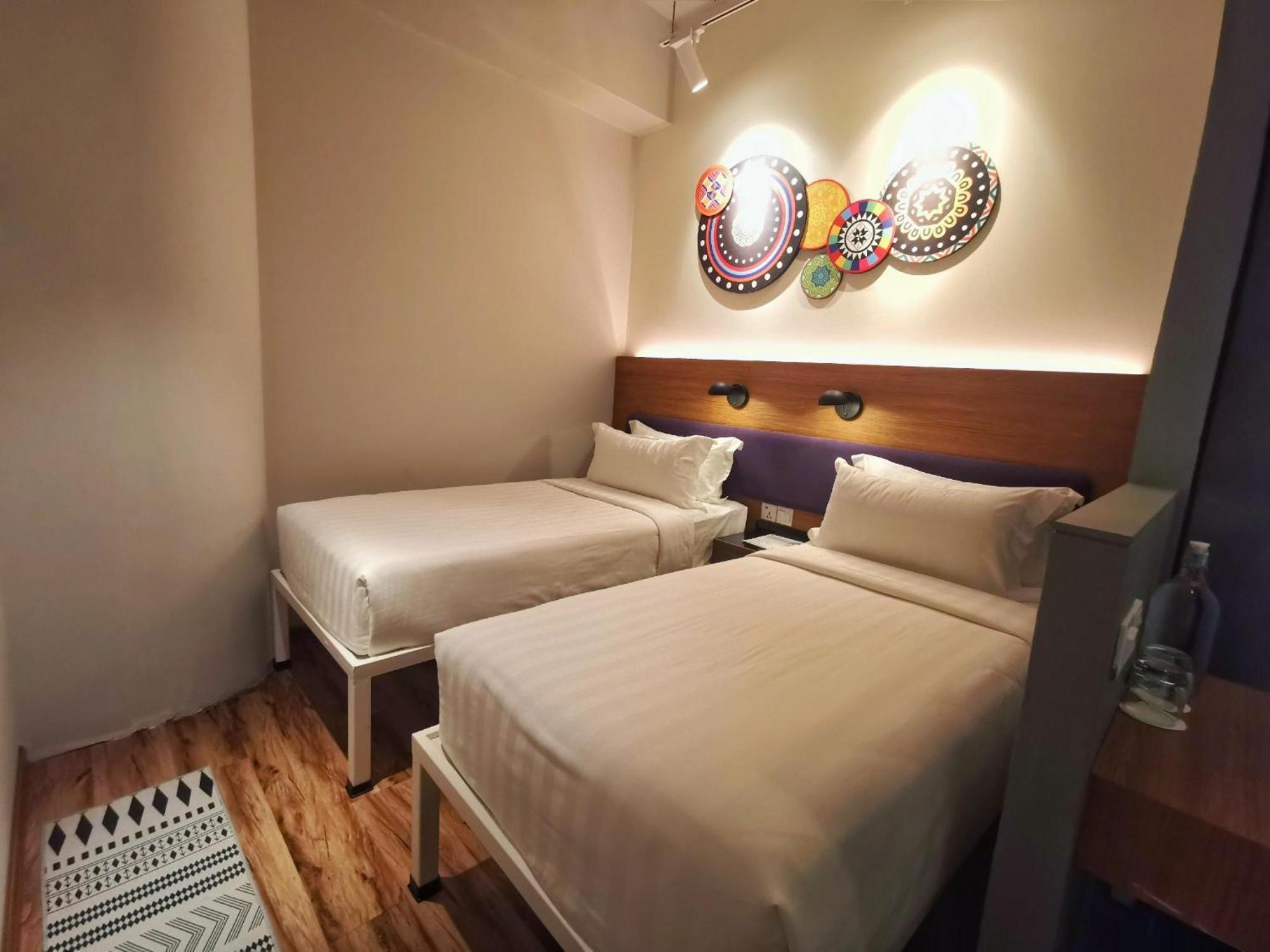 Toojou Kota Kinabalu Hotel Ngoại thất bức ảnh