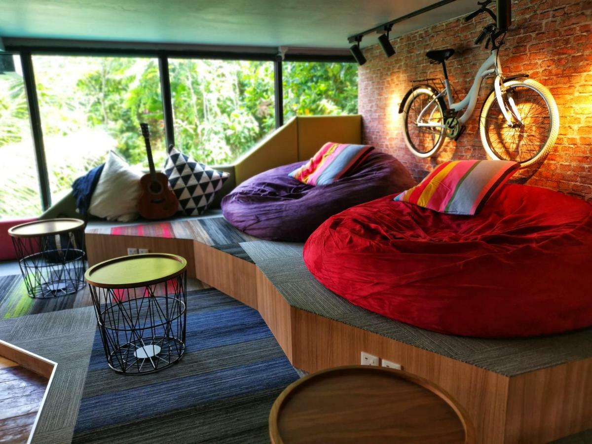 Toojou Kota Kinabalu Hotel Ngoại thất bức ảnh