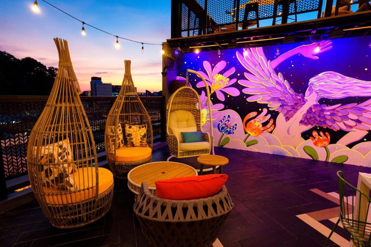 Toojou Kota Kinabalu Hotel Ngoại thất bức ảnh